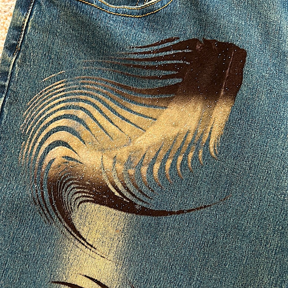 Kui Hesh Hao Shi Sexy Jeans with Velvet Swirl Patterns **Size 31 X 31** 🔥🔥 - Picture 5 of 7